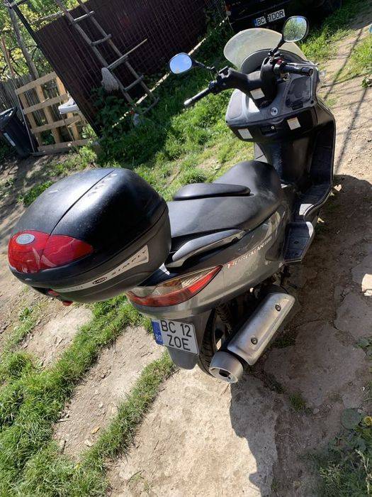 Scuter Suzuki Burgman 200