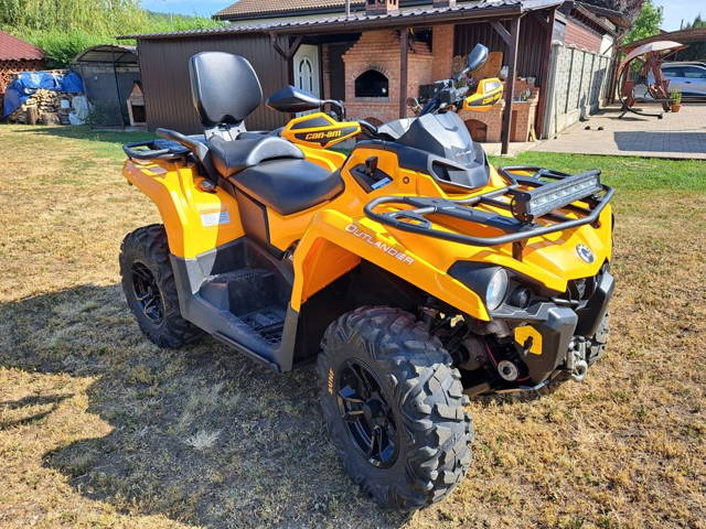 Can-Am 570 Outlander BRP 2 persoane