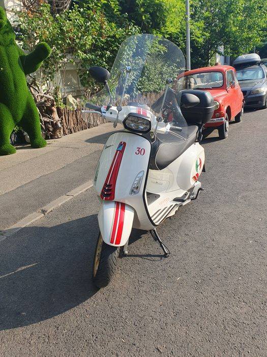 Vespa 125 editie limitată