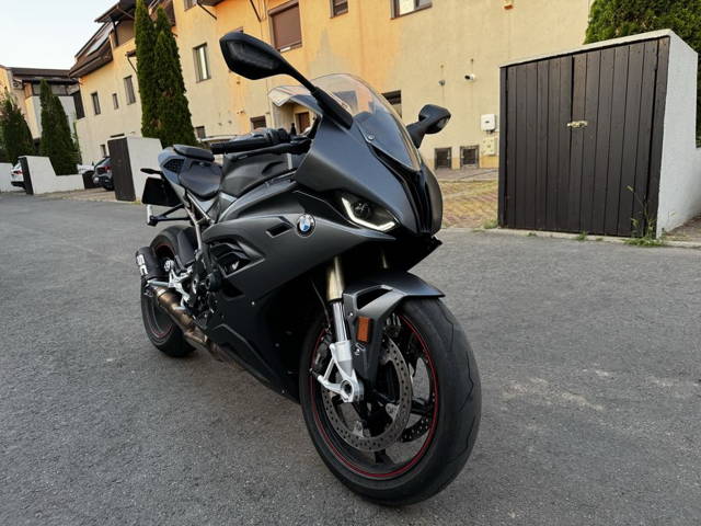 BMW S1000RR model 2021