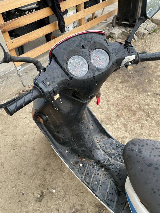 Vând scuter Piaggio 49cc 2 t