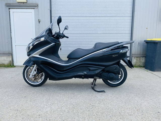 RATE FIXE fara avans Piaggio X10 125 categ B Livrare GRATUITA Buyback