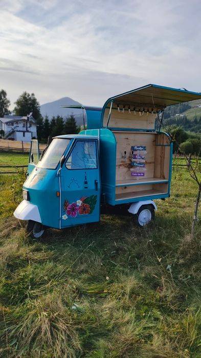 Vând Piaggio Ape Van