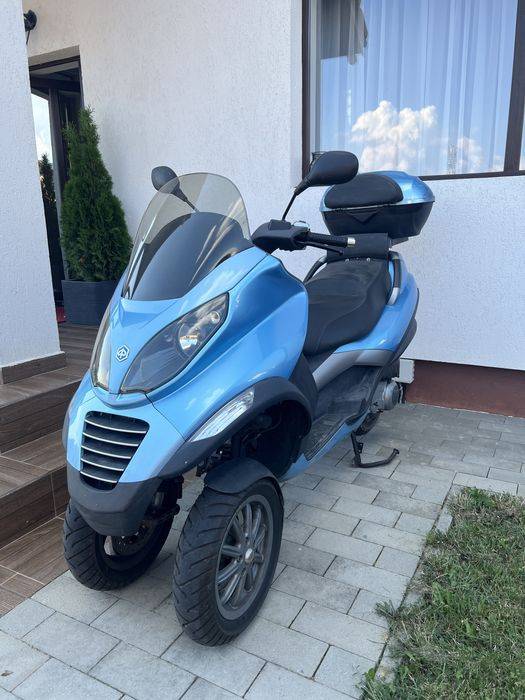 Piaggio MP3 125 Categoria B sau A1 16 ani