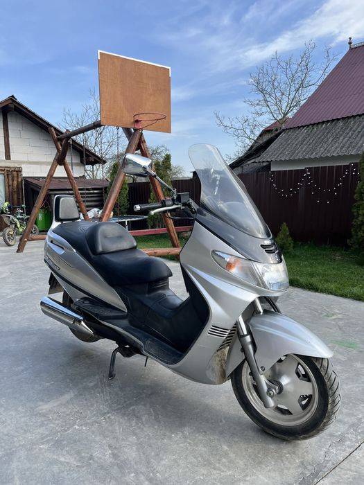 Suzuki Burgman 400cc