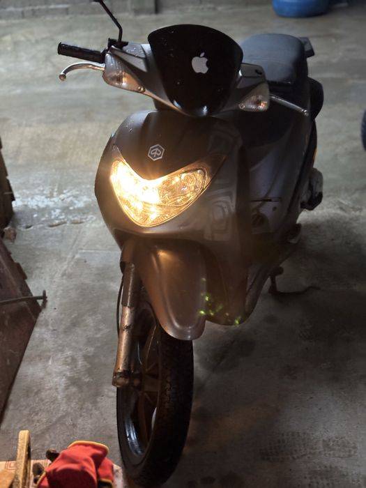 Vand scuter piaggio liberty