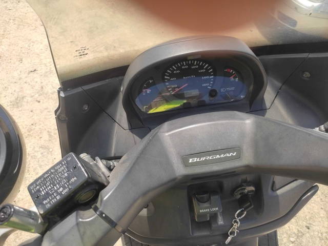 Suzuki Burgman 400