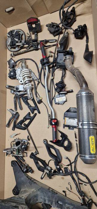 Evacuare  Yamaha MT03 sport Arrow sa janta fata parbriz rezervor