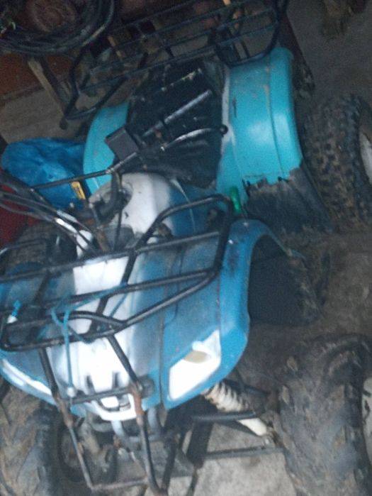 ATV de 125 cc funcționează