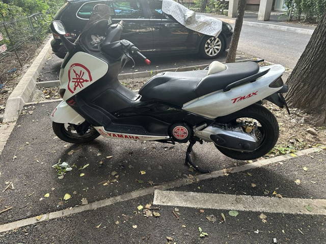 Yamaha T-Max 2001