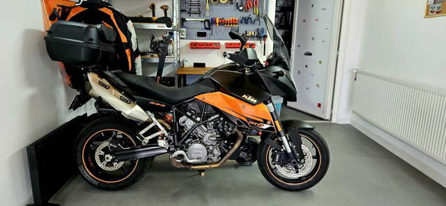 Ktm 990 SMT Touring-Supermoto