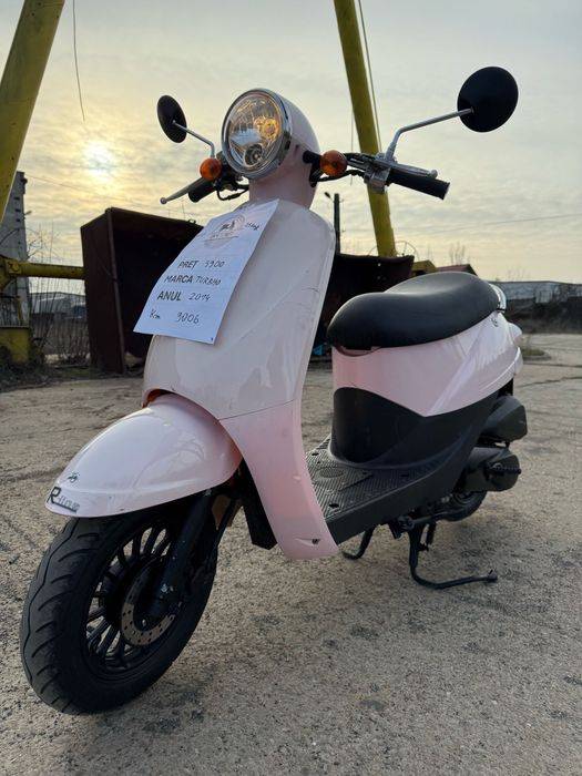 Vand scuter / scutere de 49 cc