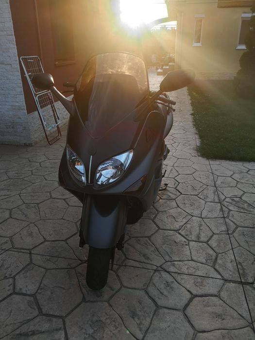 Yamaha tmax an 2001!!!