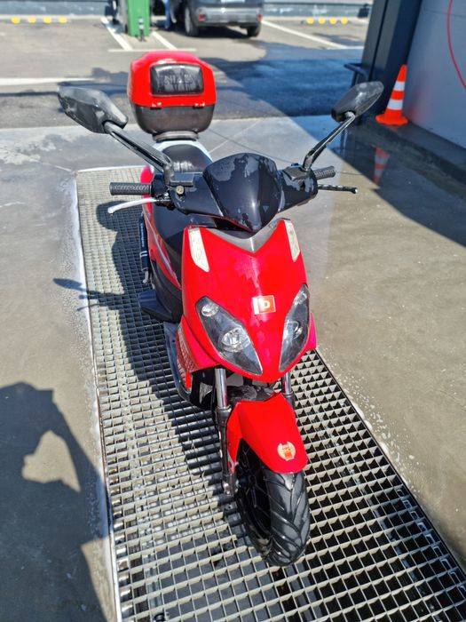 Vand scuter Derbi Variant Sport 2t