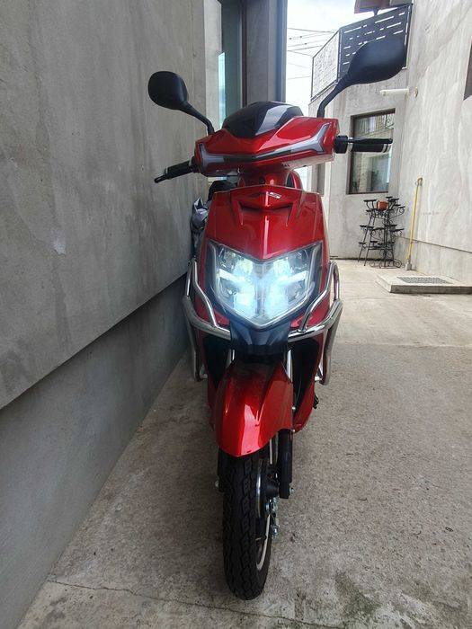 Scuter Electric Eco Rider