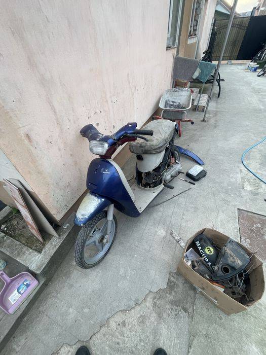 Vand scuter piaggio free