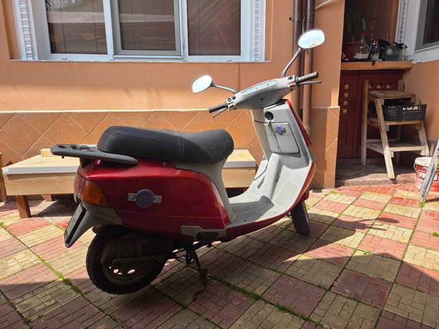 Scooter Piaggio Sfera 50