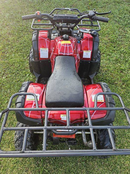 Vând atv 110 cc...