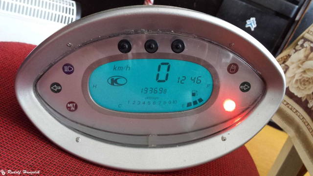 Vând Bord Digital Complet, Maxiscuter KYMCO GRAND DINK 250cc.