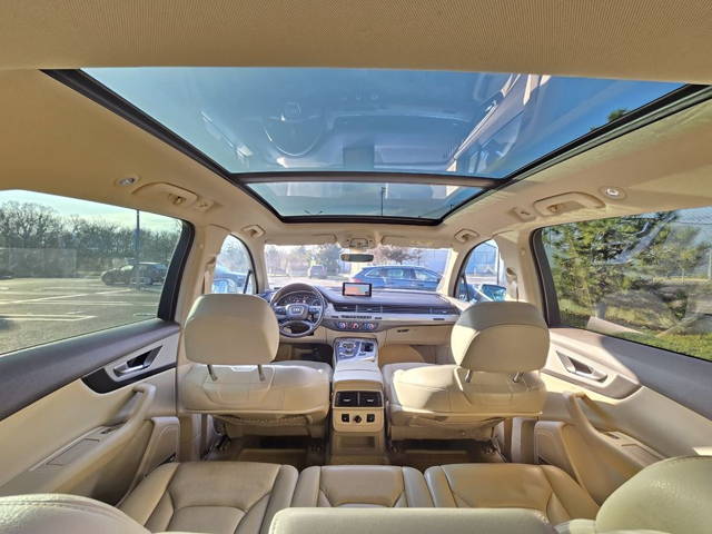 Audi Q7 , piele bej, plafon panoramic