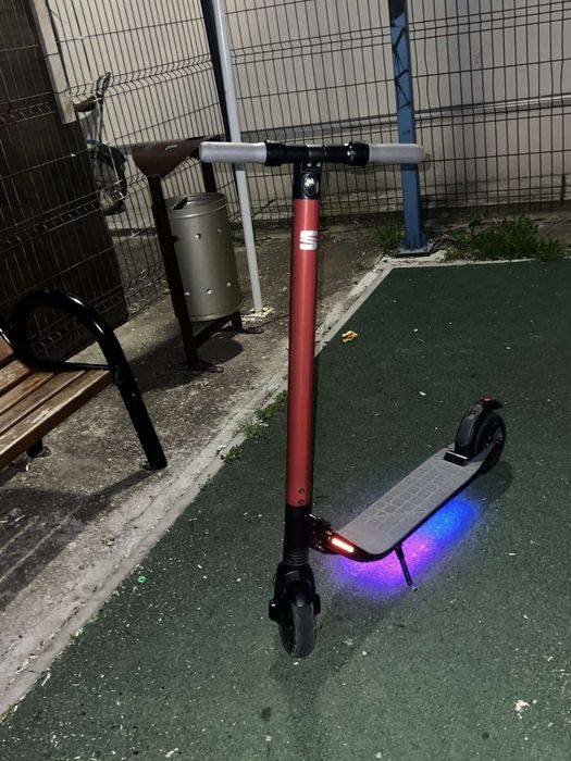 Vand trotineta electrica Seat eXS !!!
