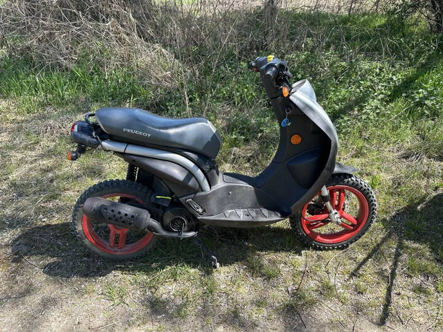 Moped ludix merge bine,  scuter, moto cros peugeot