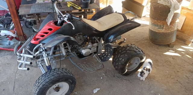 Vând sau schimb atv