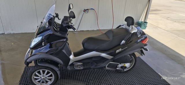 Vind PIAGGIO MP3 300 cat B