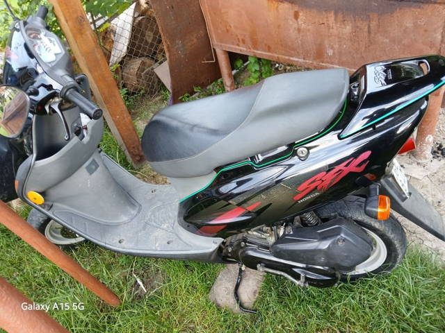 Motoscuter  honda 50 cm