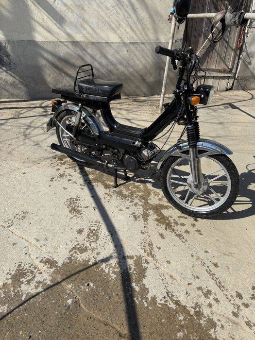 Vând moped piaggio