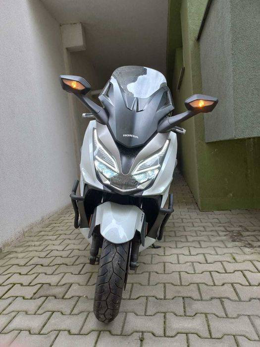 Vand Honda Forza