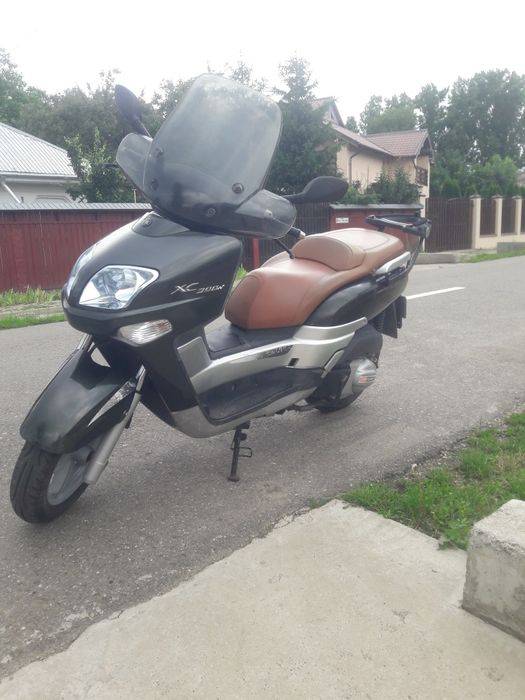 Yamaha xc 300 si suzuki burgman 400