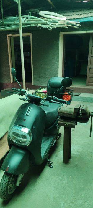 Scuter electric.