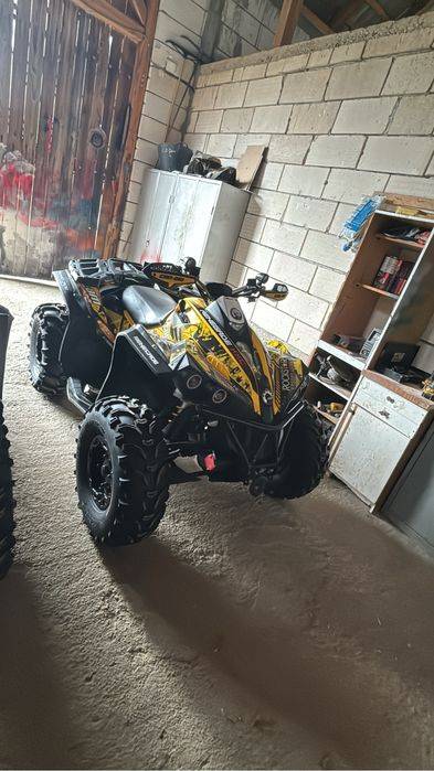 Vand atv can am de 800 xxc in stare forte buna