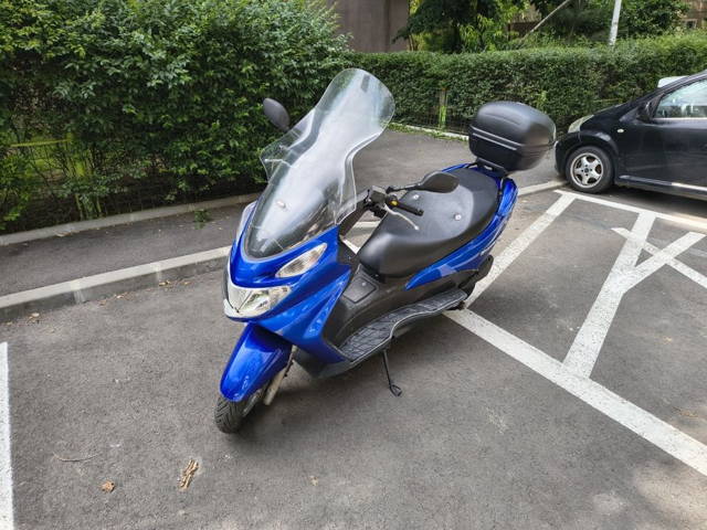 Vând Suzuki Brugmann 125cc