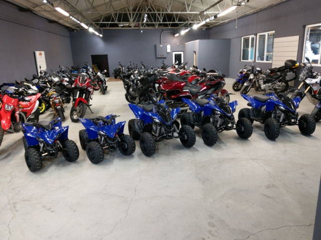 Atv copii Yamaha YFM 90R 2023 nou- stoc Yamaha Constanta