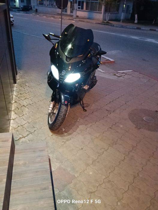 Gilera Nexus 500 SP