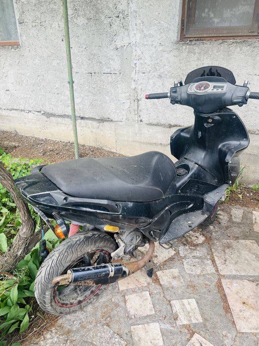 Vand gilera runner 2t pentru piese