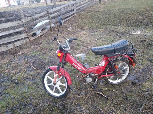 Vând mobra 800 negociabil
