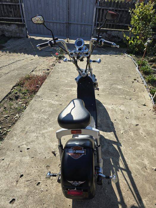 Vând scuter electric
