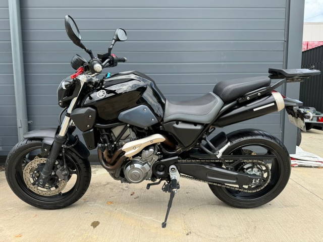 Funmoto Yamaha mt 03 permis A2