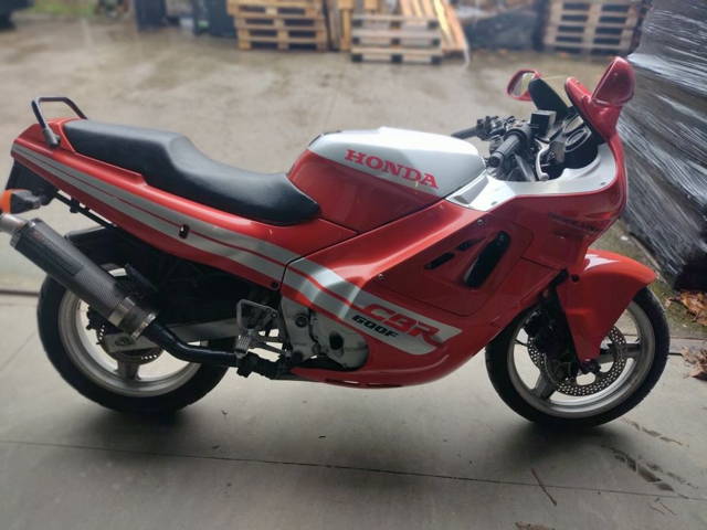 Honda CBR 600 f1