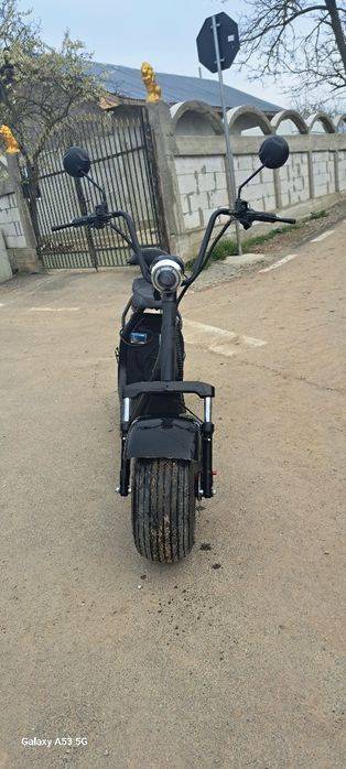 Vând scuter electric