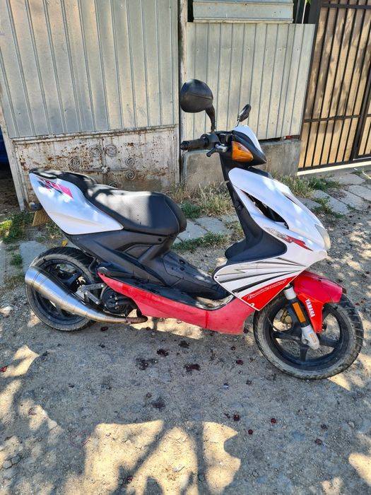 Vand scuter Yamaha Aerox