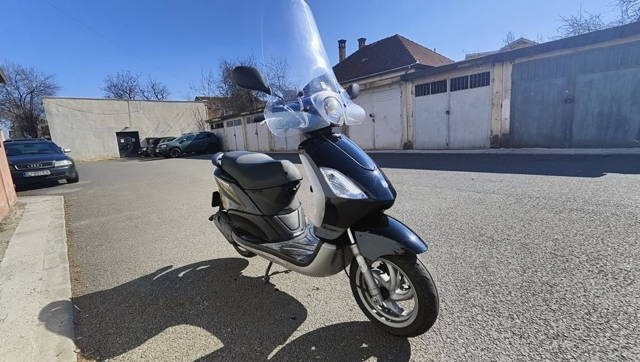 Piaggio Fly 49cc 2012