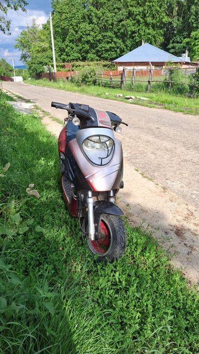Vând sau schimb scuter GY6 4T 125cc