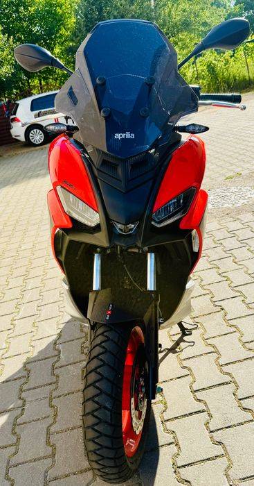 Scooter Aprilia SR GT 200 (2024)