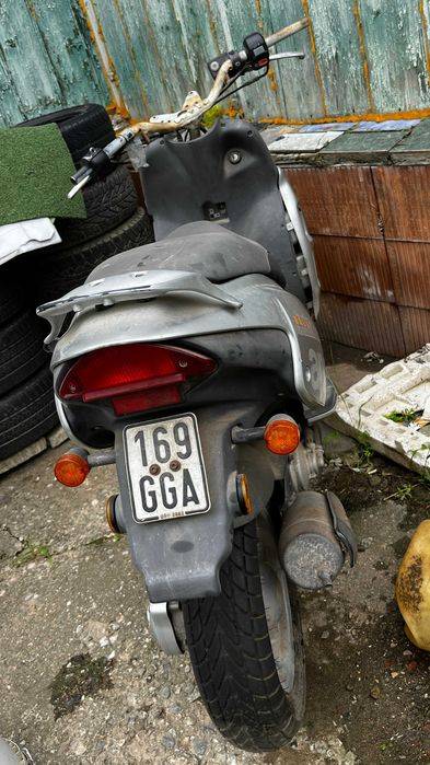 scuter aprilia 50cm