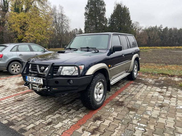 NISSAN PATROL Y61 3.0   off-road