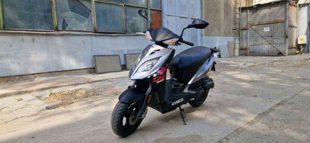 Vând scuter Kymco